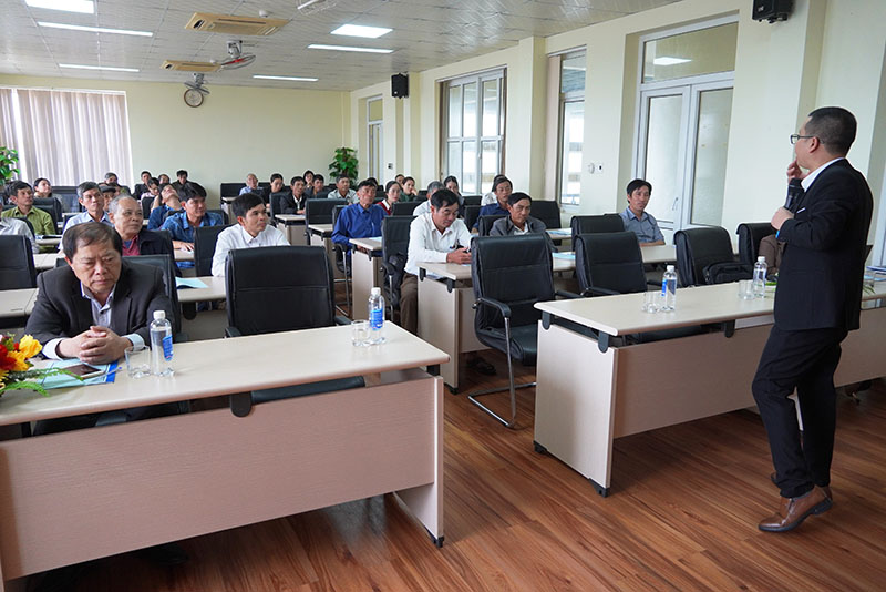 Các học viên tham gia lớp tập huấn
