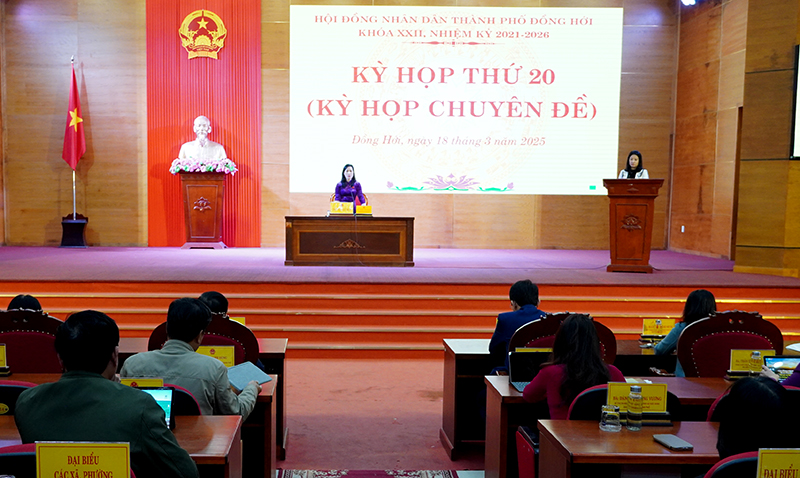 Quang cảnh kỳ họp.