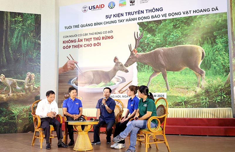Truyền thông về bảo vệ động vật hoang dã do tổ chức FFI thực hiện tại TP. Đồng Hới.