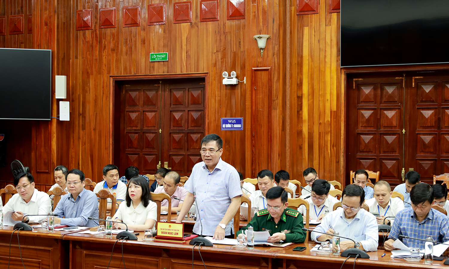 Đồng chí Phó Chủ tịch Thường trực UBND tỉnh Đoàn Ngọc Lâm phát biểu tại buổi làm việc.