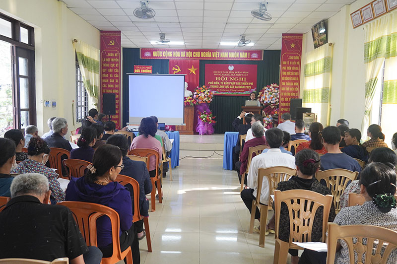 Toàn cảnh hội nghị