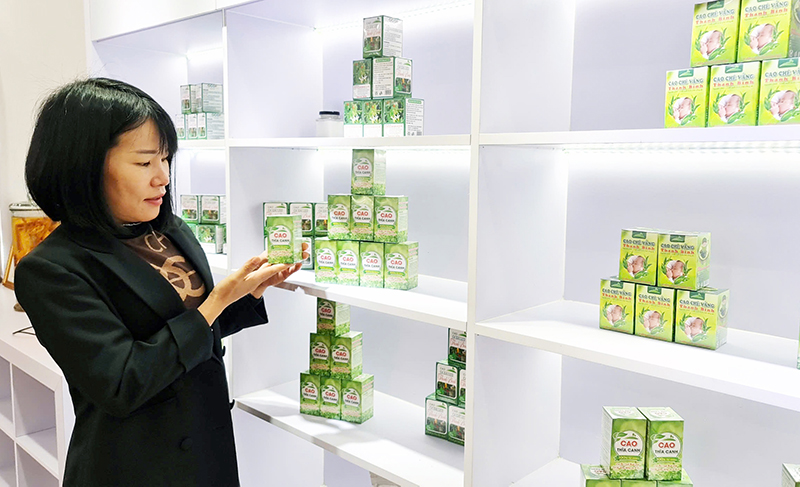 Sản phẩm OCOP của HTX Sản xuất cây dược liệu sạch và kinh doanh nông nghiệp xã Cự Nẫm được chú trọng về chất lượng và mẫu mã.