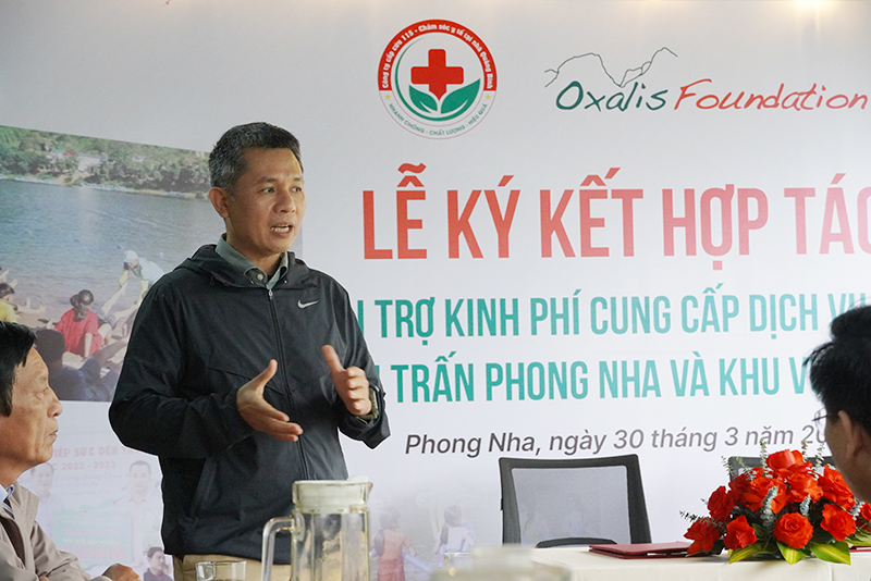 Tổng giám đốc Công ty Oxalis Nguyễn Châu Á chia sẻ tại lễ ký kết.