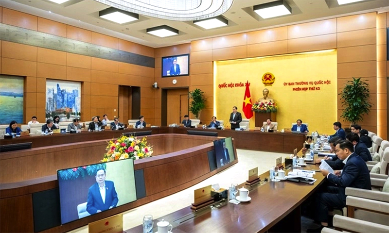 Ủy ban Thường vụ Quốc hội sẽ cho ý kiến về sửa Hiến pháp, sắp xếp đơn vị hành chính