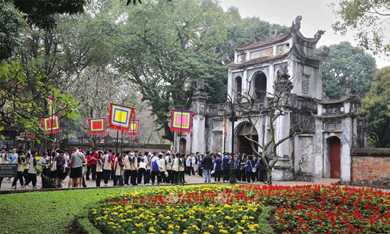 Thủ tướng yêu cầu thúc đẩy phát triển du lịch, bảo đảm tăng trưởng kinh tế hai con số