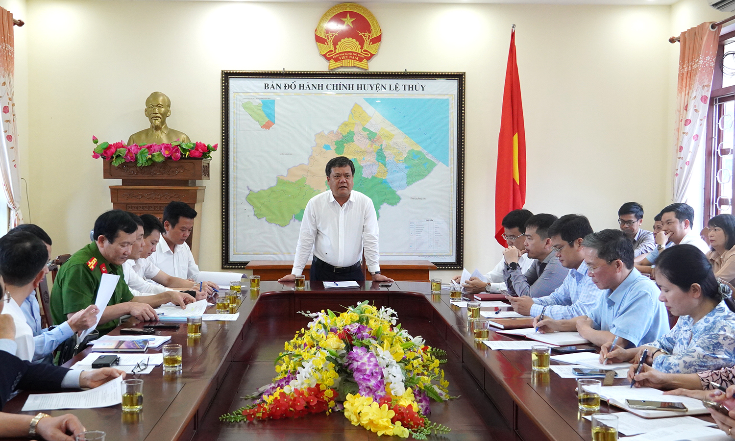 Tập trung chỉ đạo thực hiện nhiệm vụ phát triển kinh tế-xã hội theo kịch bản tăng trưởng