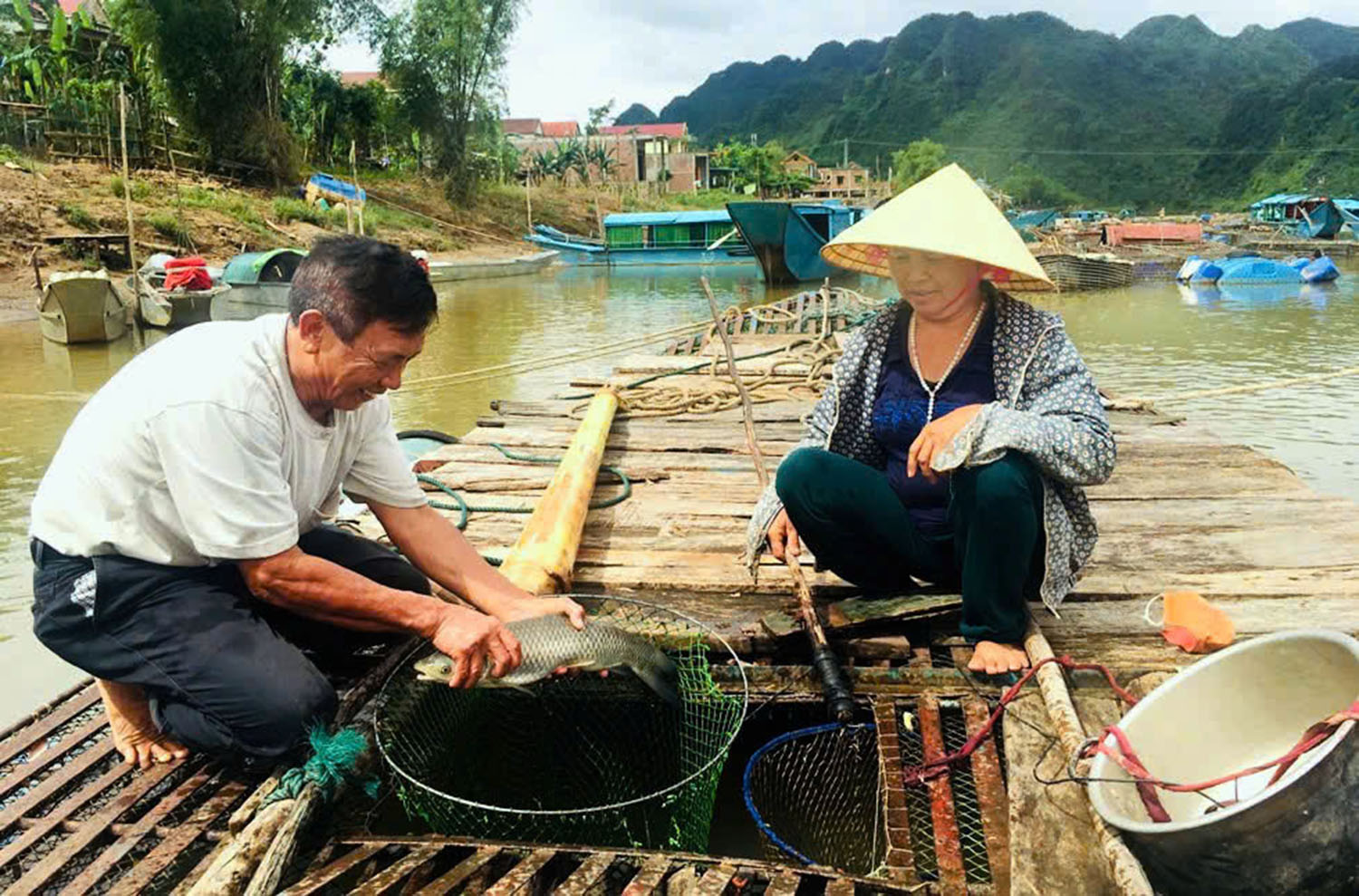 347 hộ nghèo và đối tượng chính sách được vay vốn để vượt khó