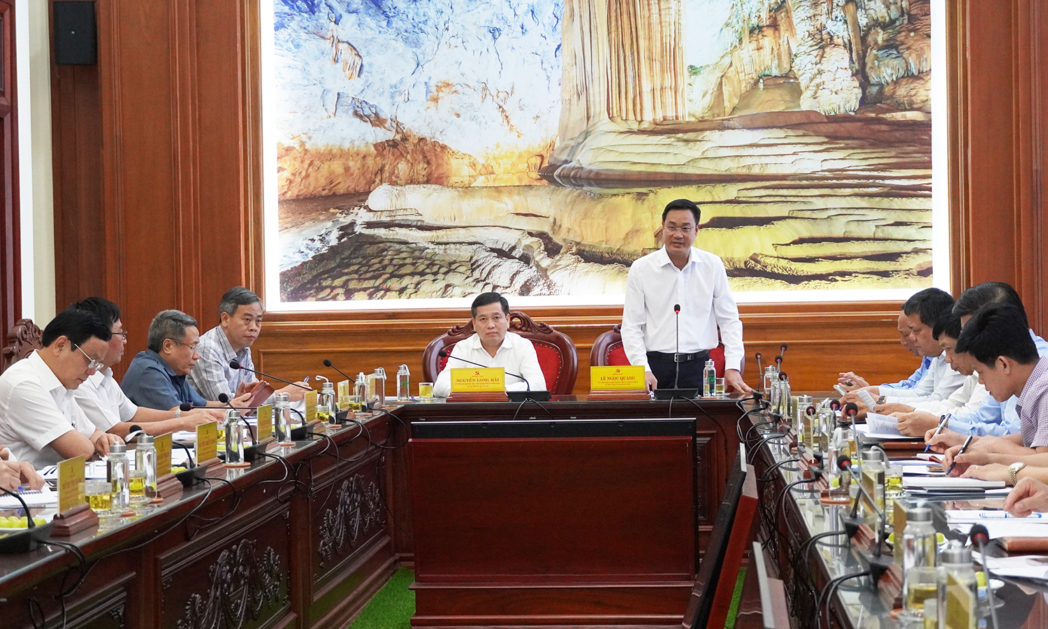 Triển khai một số nội dung liên quan đến sáp nhập, hợp nhất đơn vị hành chính cấp tỉnh