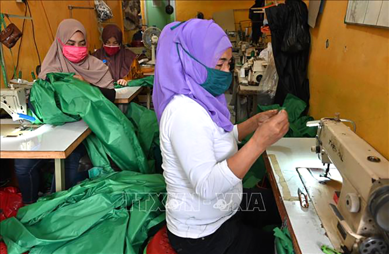 Khoảng 50.000 công nhân Indonesia có thể mất việc do thuế quan Mỹ