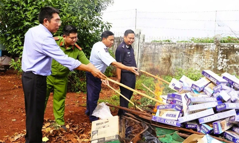 Đồng bộ các giải pháp ngăn chặn thuốc lá nhập lậu