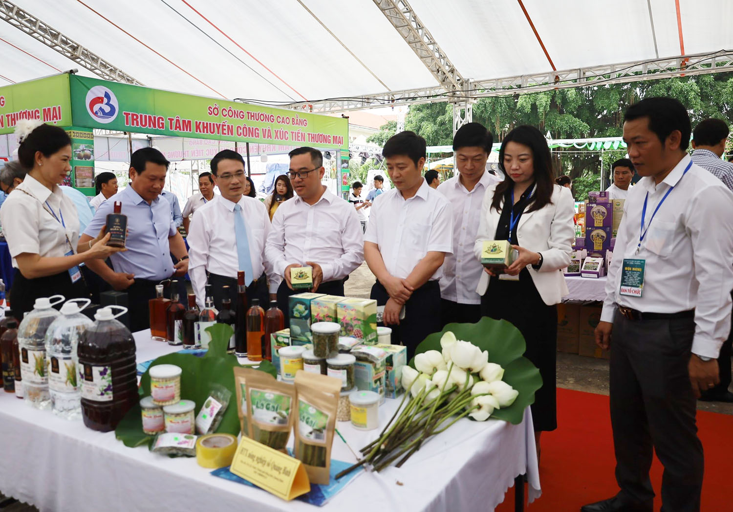 Kết nối cung cầu sản phẩm gắn với ứng dụng chuyển đổi số