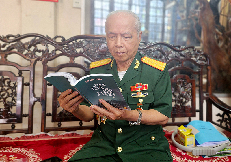 Bụi thời gian... không nhạt dấu trường chinh!-Bài 1: Đường ra trận