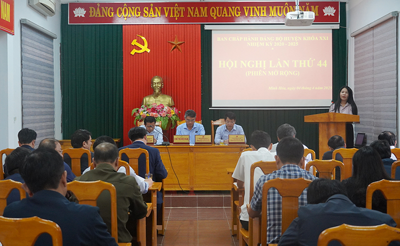 Các đại biểu tham gia thảo luận, đề xuất giải pháp thực hiện nhiệm vụ trong quý II/2025.