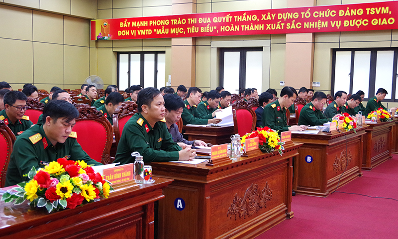 Các đại biểu dự hội nghị.