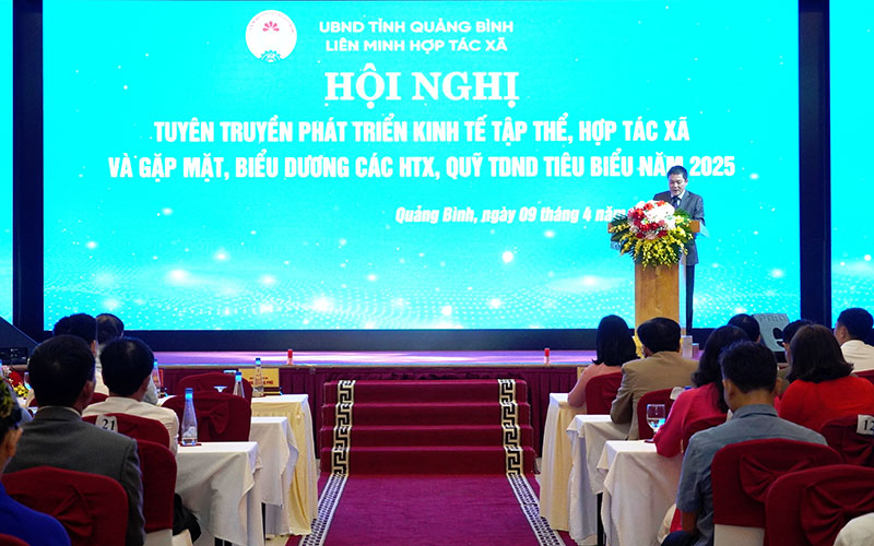 Quang cảnh hội nghị