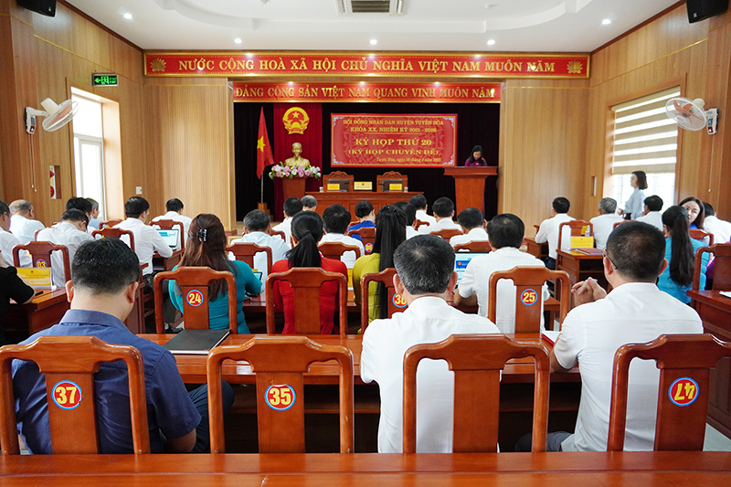 Quảng cảnh kỳ họp.