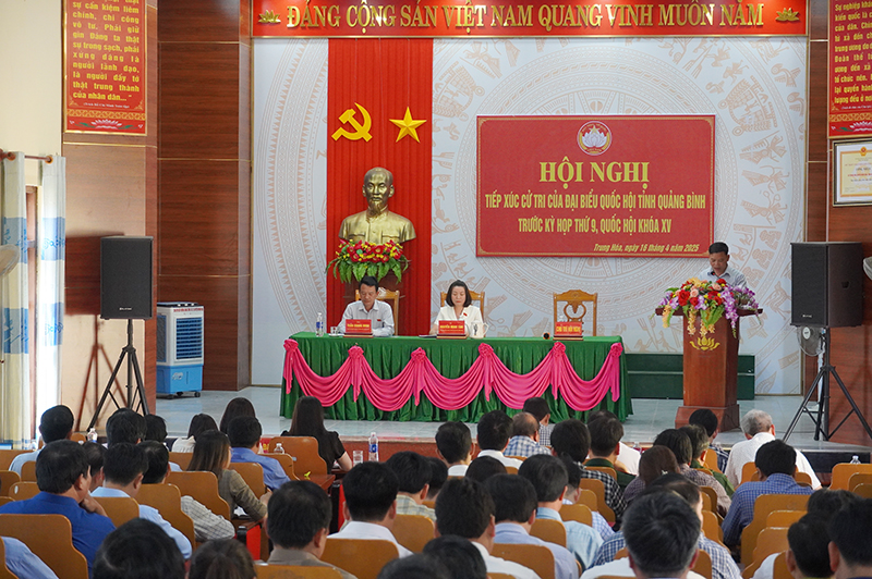Toàn cảnh hội nghị