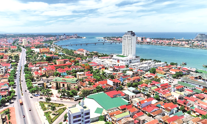 Diện mạo đô thị TP. Đồng Hới ngày càng khang trang, hiện đại.
