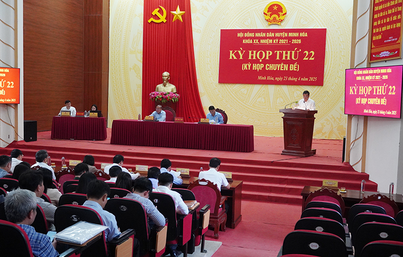 Toàn cảnh kỳ họp thứ 22, HĐND huyện Minh Hóa khóa XX.