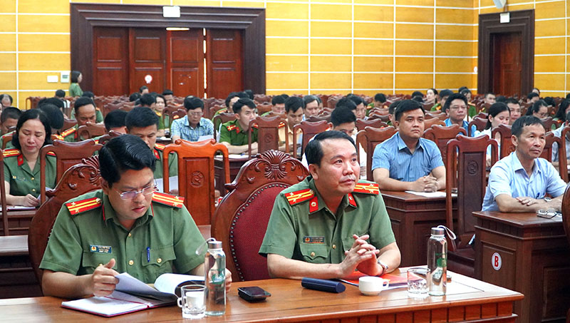 Đại biểu dự hội thảo