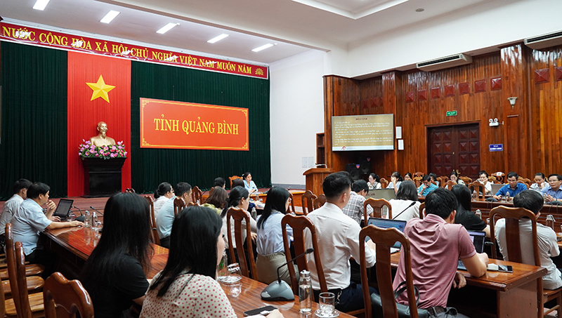  Nhiều nội dung về công tác văn thư, lưu trữ trong quá trình sắp xếp tổ chức bộ máy được tập huấn tại hội nghị.