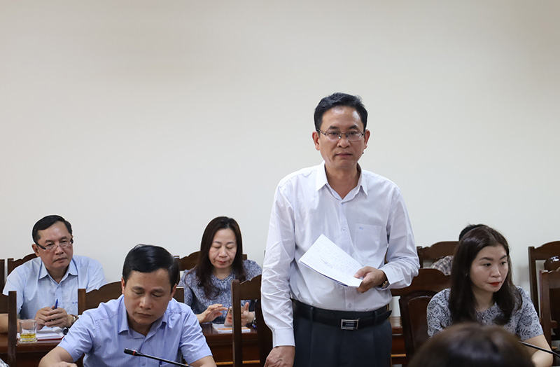  Đại diện Trường cao đẳng Nghề Quảng Bình phát biểu tại buổi làm việc.