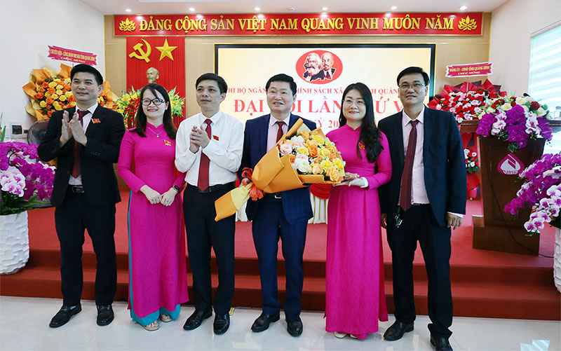 Ra mắt Ban Chấp hành Chi bộ NHCSXH tỉnh nhiệm kỳ 2025-2030