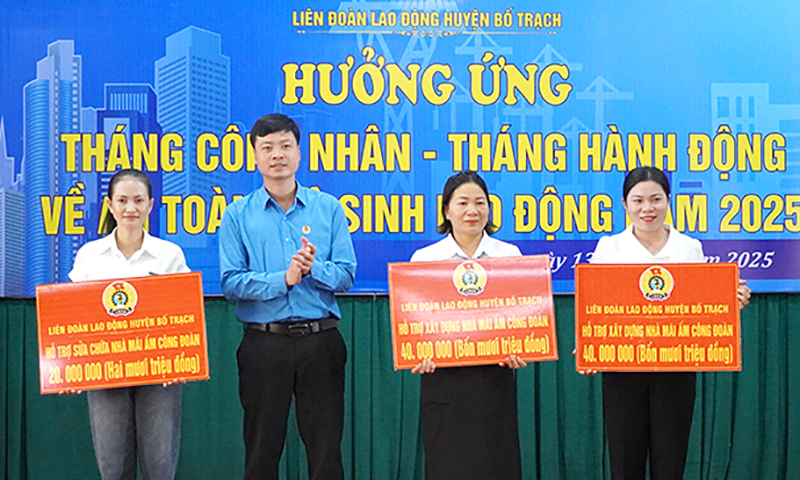Bố Trạch: Hưởng ứng Tháng Công nhân và Tháng hành động về an toàn vệ sinh lao động năm 2025