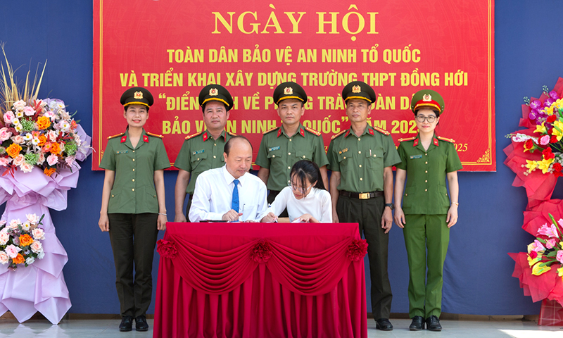 Ngày hội toàn dân bảo vệ an ninh Tổ quốc