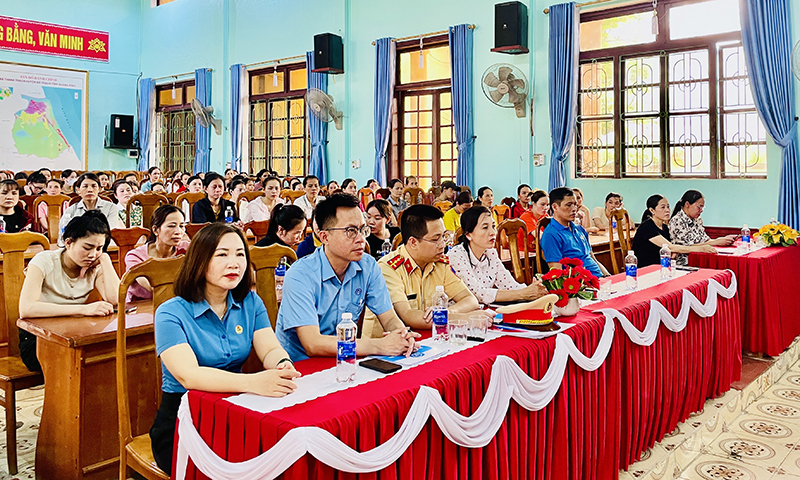 Tuyên truyền, phổ biến các chính sách, pháp luật của Nhà nước