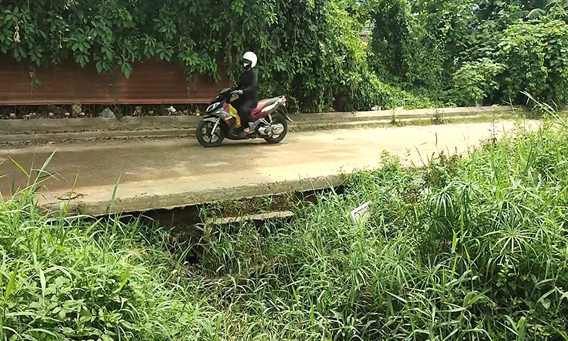Hiểm họa từ sụt lún vỉa hè
