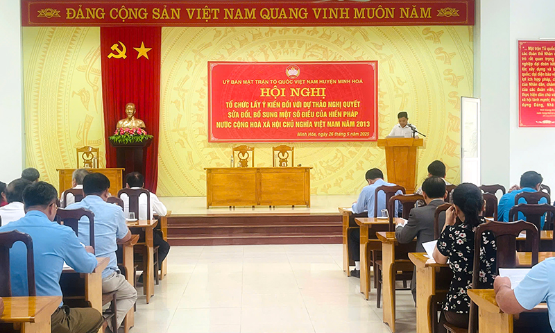 Tích cực tham gia góp ý sửa đổi Hiến pháp năm 2013