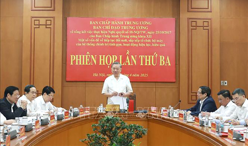 Tổng Bí thư Tô Lâm chủ trì phiên họp, sáng 14/4. Ảnh: Thống Nhất/TTXVN