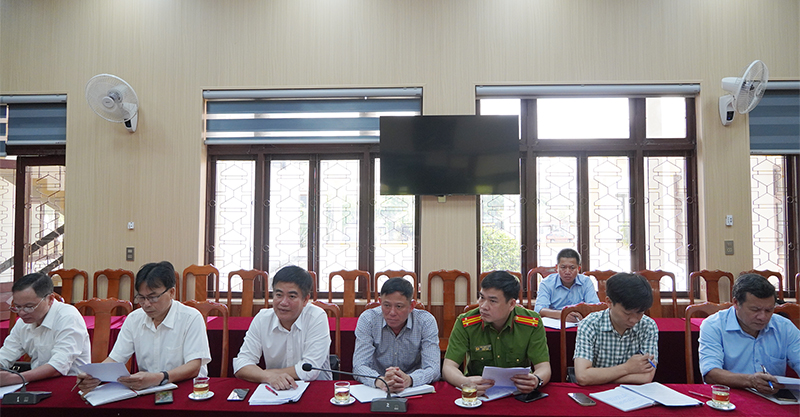 Các đại biểu tham dự buổi công bố thông tin.