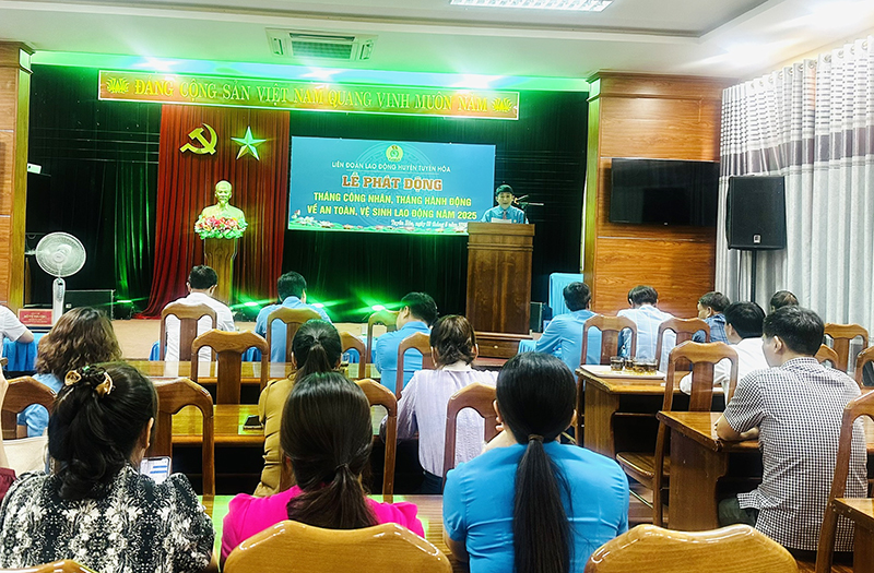 Quang cảnh buổi lễ.