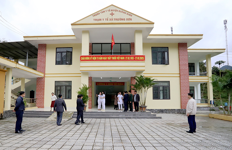 Trụ sở Trạm Y tế xã Trường Sơn mới được đầu tư xây dựng.