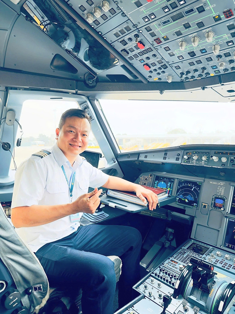 Lê Minh Văn luôn chỉnh chu trong công việc chính.