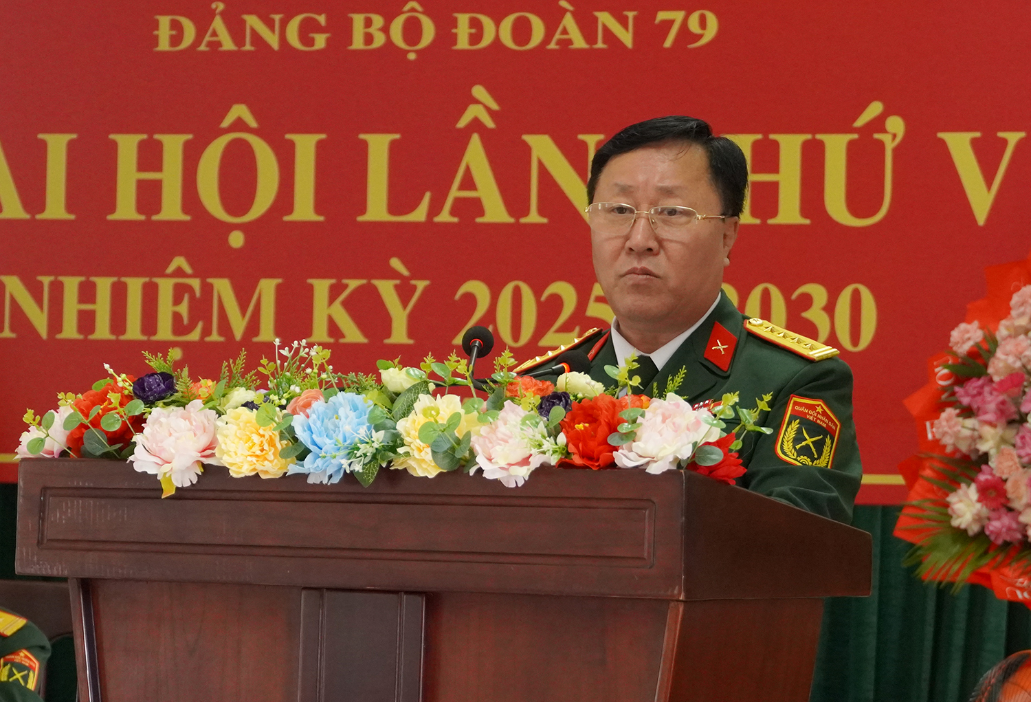 Đại tá Trần Ngọc Hải, Phó Tư lệnh kiêm Tham mưu trưởng Binh đoàn 15 phát biểu chỉ đạo tại đại hội.