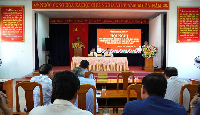 Quang cảnh hội nghị.