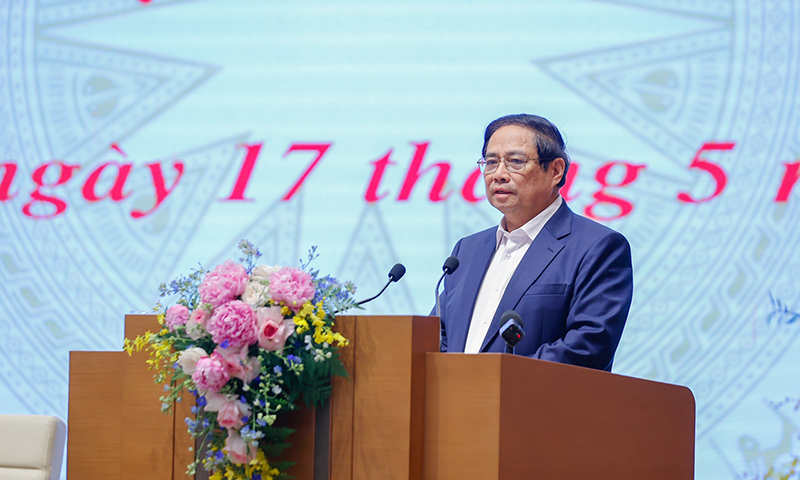 Đồng chí Thủ tướng Chính phủ Phạm Minh Chính chủ trì phiên họp tại điểm cầu Chính Phủ (Ảnh: VGP/Nhật Bắc).
