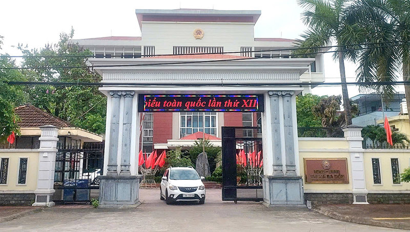  Trụ sở UBND TX. Ba Đồn hiện nay sẽ trở thành trụ sở làm việc của phường Ba Đồn  sau sắp xếp.