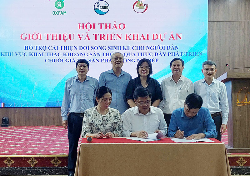 Ký biên bản thỏa thuận hợp tác triển khai dự án