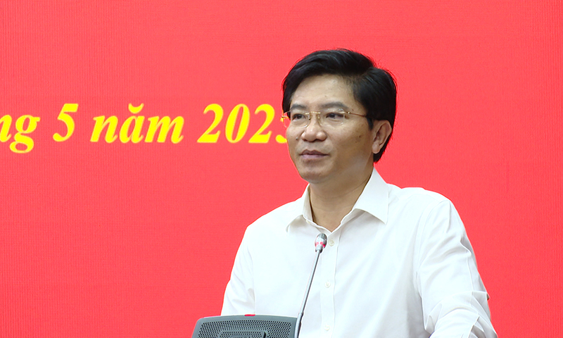 Đồng chí Trưởng ban Tuyên giáo và Dân vận Tỉnh ủy Trương An Ninh phát biểu kết luận tại buổi làm việc.