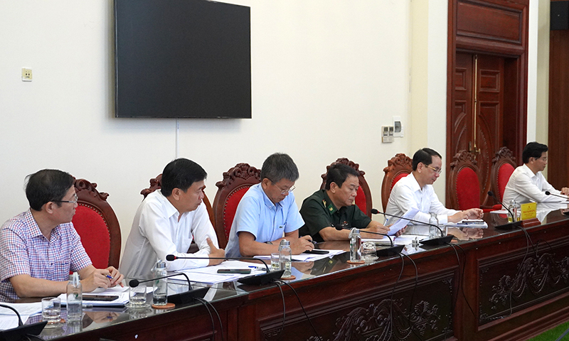 Các đại biểu tham dự phiên họp.