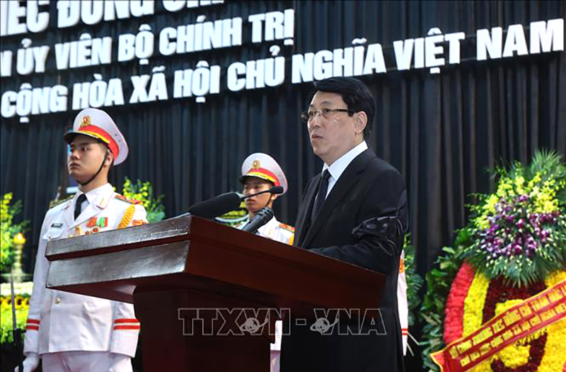 Ủy viên Bộ Chính trị, Chủ tịch nước Lương Cường, Trưởng ban Lễ tang đọc Lời điếu. Ảnh: TTXVN
