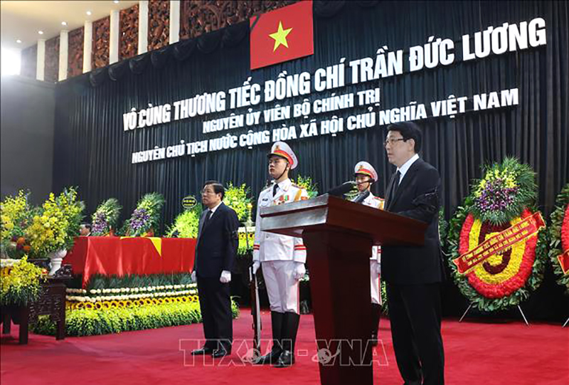 Ủy viên Bộ Chính trị, Chủ tịch nước Lương Cường, Trưởng nan Lễ tang đọc Lời điếu. Ảnh: TTXVN