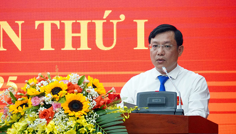 Đại biểu thảo luận tại đại hội