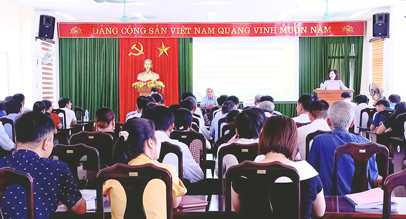 Hội nghị lấy ý kiến do Ủy ban Mặt trận Tổ quốc Việt Nam huyện Quảng Trạch chủ trì.