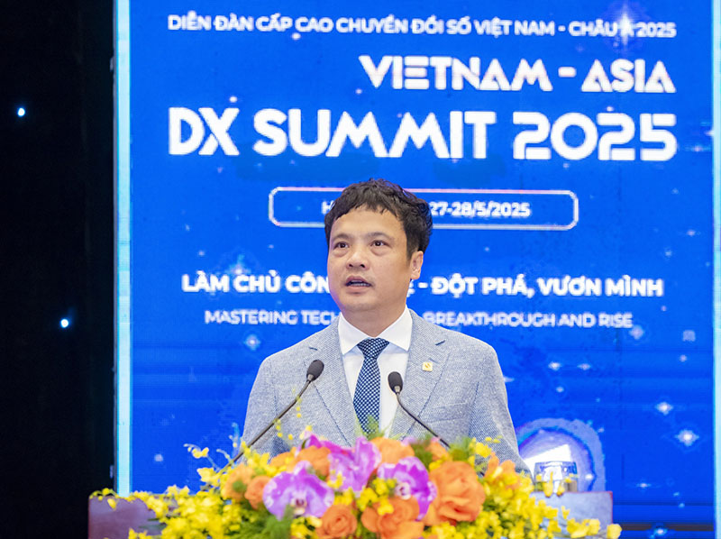 Ông Nguyễn Văn Khoa, Chủ tịch Vinasa phát biểu tại Diễn đàn (Ảnh: VGP/HM)