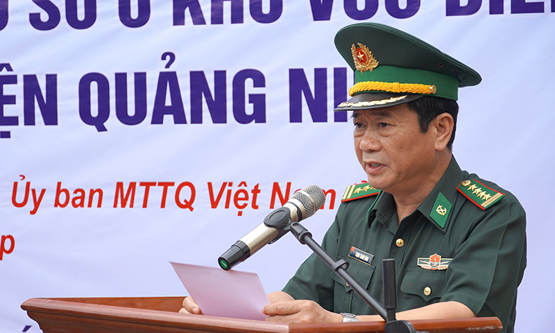 Đại tá Trịnh Thanh Bình, Tỉnh ủy viên, Chỉ huy trưởng Bộ Chỉ huy BĐBP tỉnh phát biểu tại lễ khởi công.